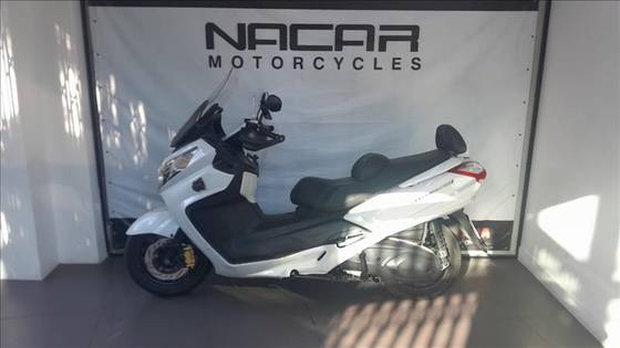 DAFRA MAXSYM 400i DAFRA MAXSYM 400i